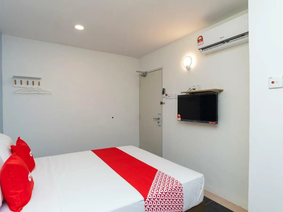 Oyo 44108 Good 2 Stay Hotel Malacca