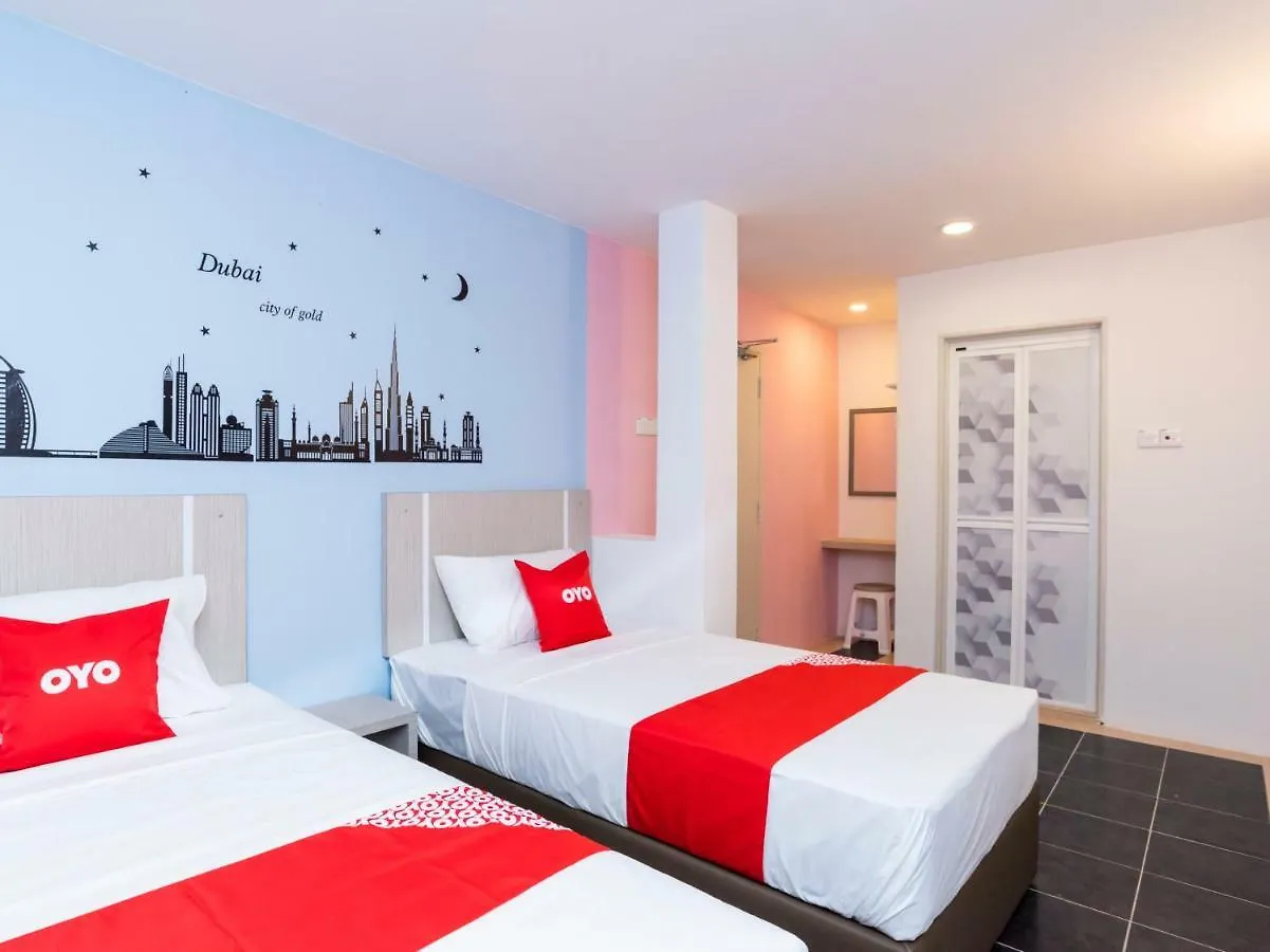Oyo 44108 Good 2 Stay Hotel Malacca 2*,  Malaysia